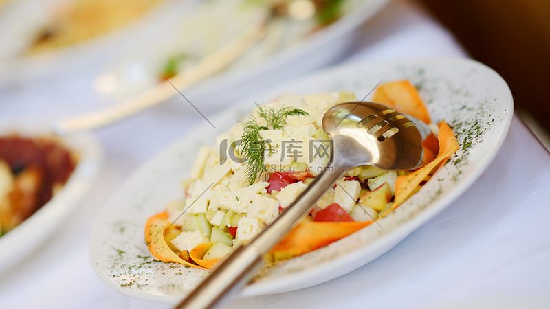 小包装散装膨化食品，批发报价背后的秘密**