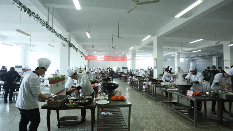 火锅底料贴牌代加工：揭秘流程与费用关键